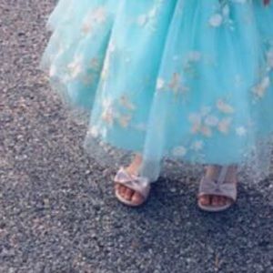 Meet your Posher, Khadija